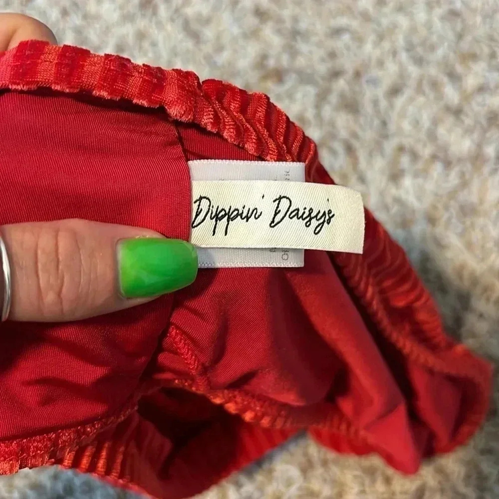 Dippin’ Daisy’s velvet one shoulder bikini top - Picture 3 of 4